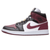 Air Jordan 1 Wmns Mid SE ‘Gold Pendants’