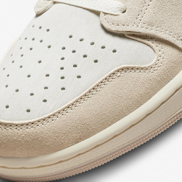 Air Jordan 1 Zoom CMFT 2 Light Orewood Brown