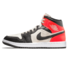 Air Jordan 1 Mid SE Wmns ‘Newsprint’