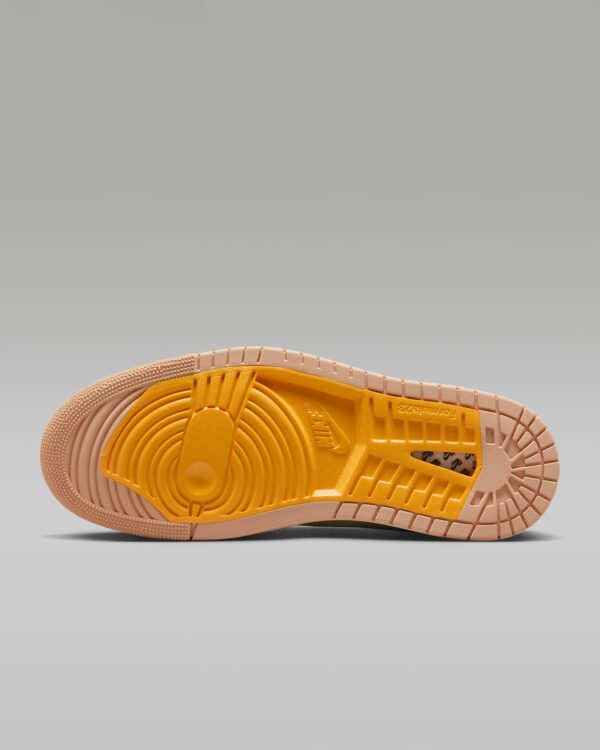 Air Jordan 1 Zoom CMFT 2 Vivid Orange/Celestial Gold