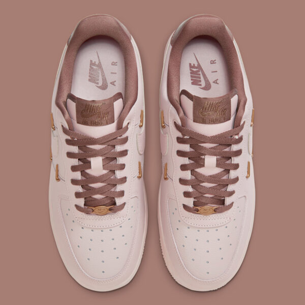 Air Force 1 Low LX Pink Russett